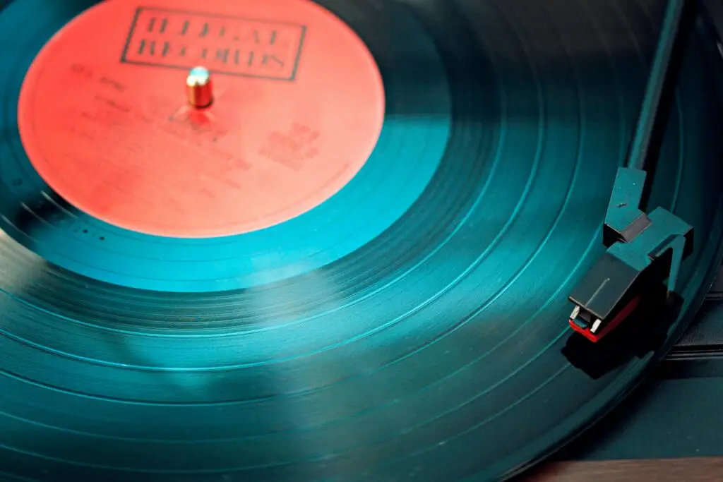 Digital music distribution